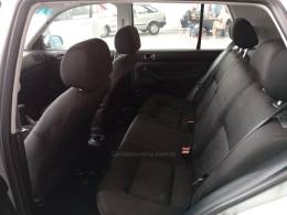 VOLKSWAGEN - GOLF - 2002/2002 - Prata - R$ 31.900,00