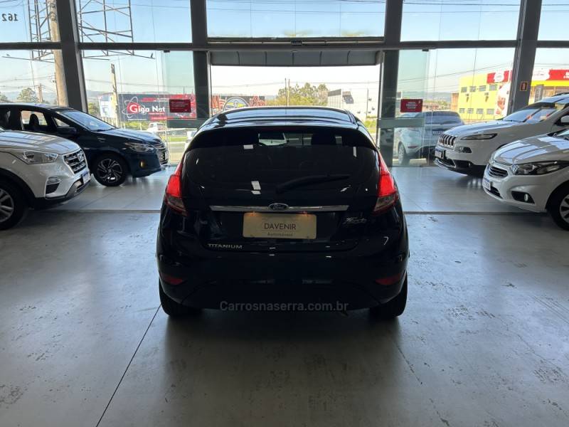 FORD - FIESTA - 2014/2014 - Preta - R$ 47.900,00