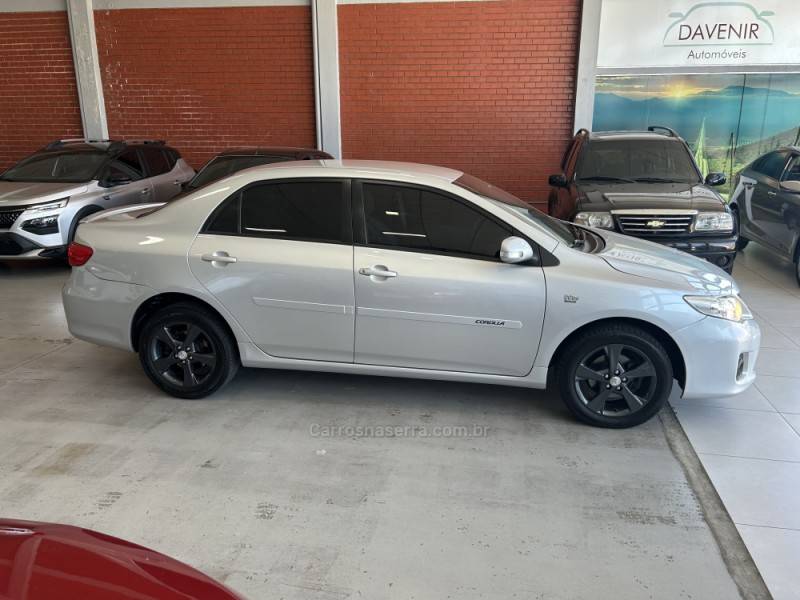 TOYOTA - COROLLA - 2014/2014 - Prata - R$ 74.900,00