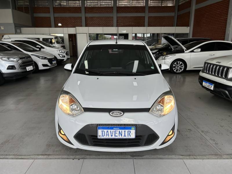 FORD - FIESTA - 2013/2013 - Branca - R$ 34.900,00