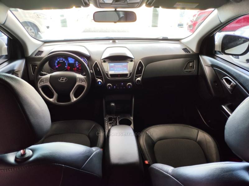 HYUNDAI - IX35 - 2014/2015 - Branca - R$ 77.900,00