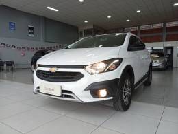 CHEVROLET - ONIX - 2017/2018 - Branca - R$ 72.900,00