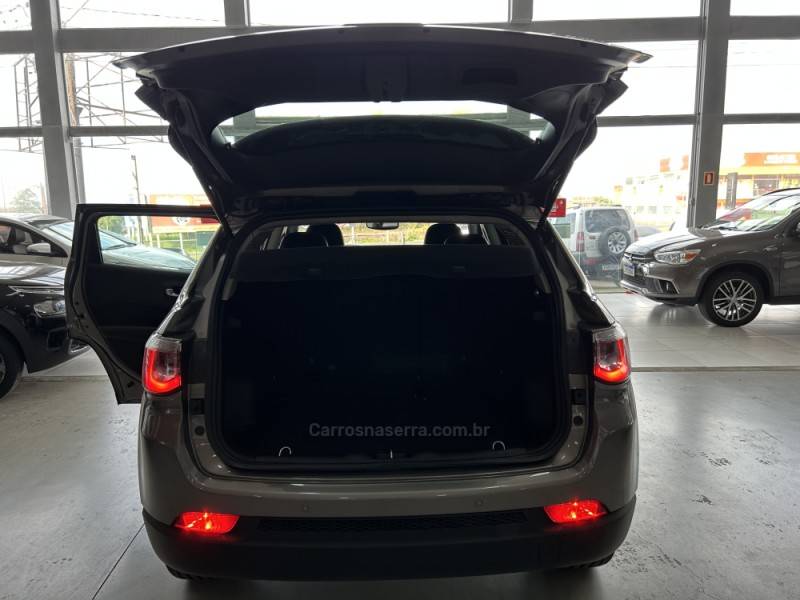 JEEP - COMPASS - 2018/2018 - Cinza - R$ 102.900,00