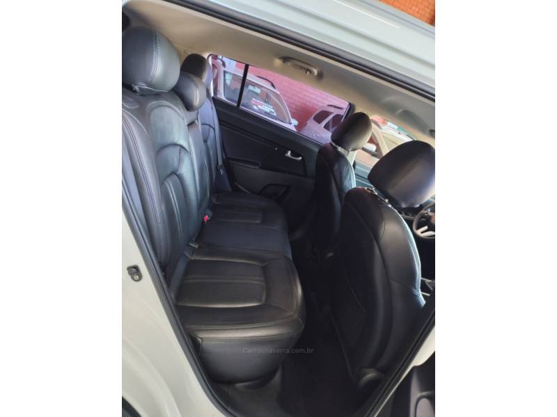 KIA MOTORS - SPORTAGE - 2011/2012 - Branca - R$ 69.900,00