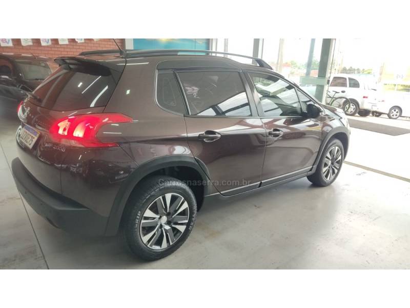 PEUGEOT - 2008 - 2019/2020 - Marrom - R$ 68.900,00