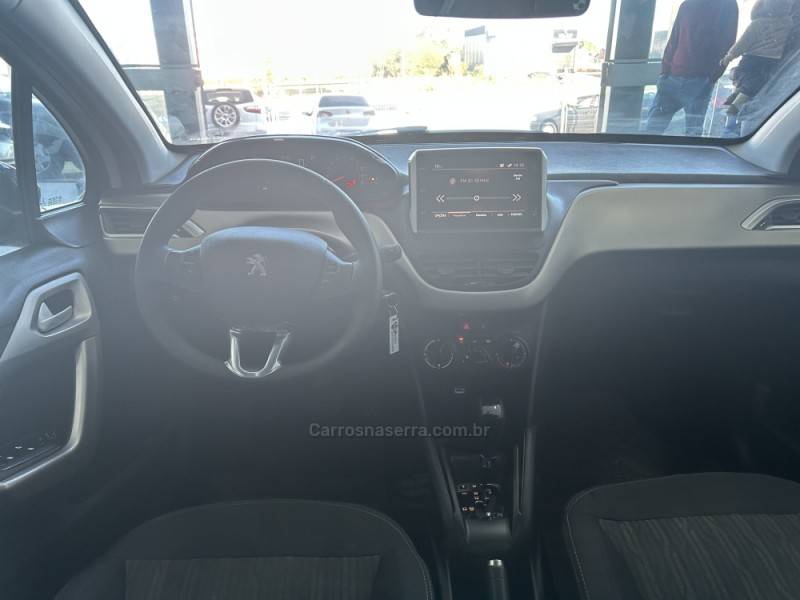 PEUGEOT - 2008 - 2022/2022 - Branca - R$ 75.900,00