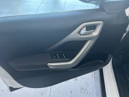 PEUGEOT - 2008 - 2022/2022 - Branca - R$ 75.900,00