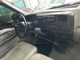 FORD - F-250 - 2000/2000 - Preta - R$ 119.900,00