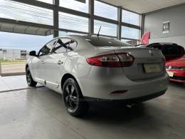 RENAULT - FLUENCE - 2012/2013 - Prata - R$ 46.900,00