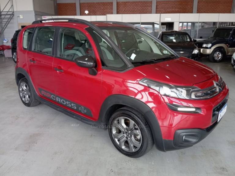 CITROËN - AIRCROSS - 2017/2018 - Vermelha - R$ 58.900,00