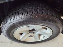 CHEVROLET - TRACKER - 2008/2008 - Preta - R$ 46.900,00