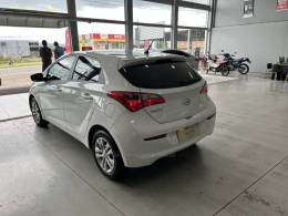 HYUNDAI - HB20 - 2017/2017 - Branca - R$ 52.900,00