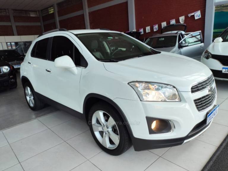 CHEVROLET - TRACKER - 2013/2014 - Branca - Sob Consulta