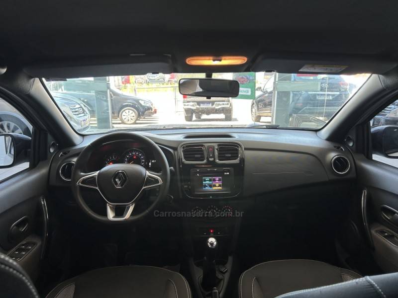 RENAULT - LOGAN - 2022/2023 - Branca - R$ 59.900,00