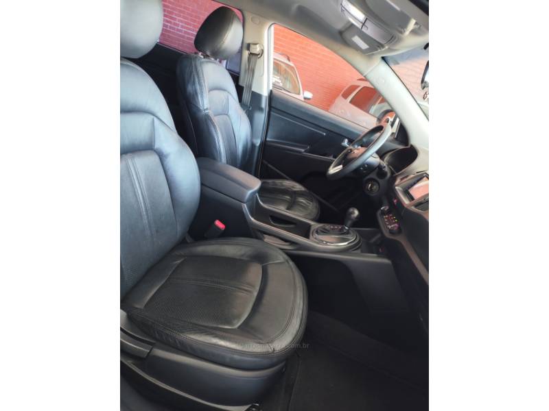 KIA MOTORS - SPORTAGE - 2011/2012 - Branca - R$ 69.900,00