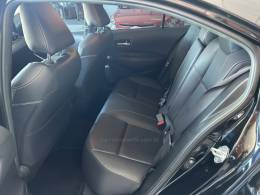 TOYOTA - COROLLA - 2022/2023 - Preta - R$ 134.900,00