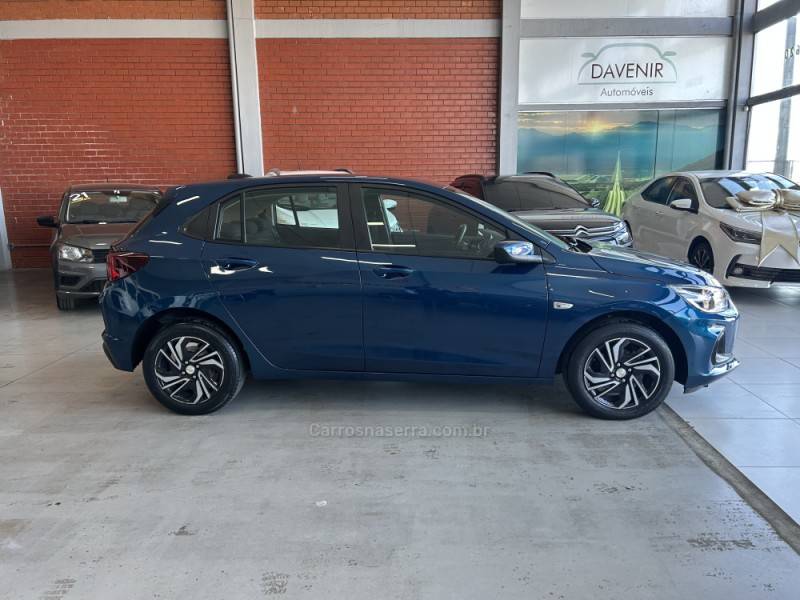 CHEVROLET - ONIX - 2024/2024 - Azul - R$ 72.900,00