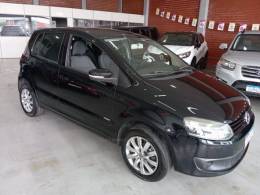 VOLKSWAGEN - FOX - 2010/2011 - Preta - R$ 31.900,00