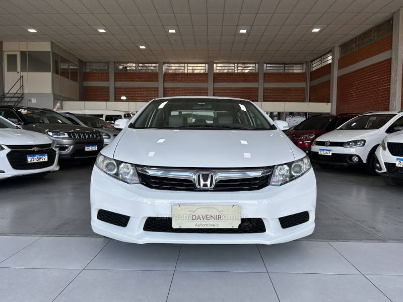 HONDA - CIVIC - 2012/2013 - Branca - R$ 67.900,00