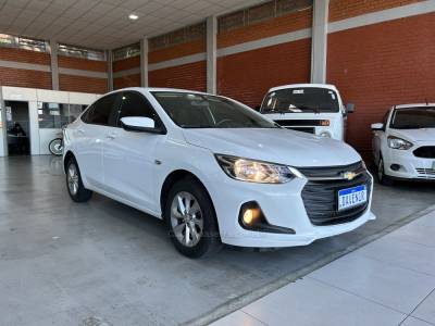 CHEVROLET - ONIX - 2020/2020 - Branca - R$ 73.900,00
