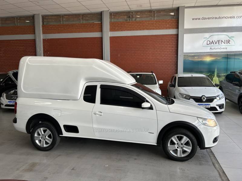 VOLKSWAGEN - SAVEIRO - 2012/2013 - Branca - R$ 46.900,00