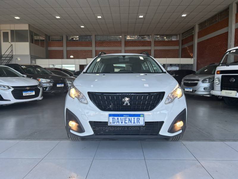 PEUGEOT - 2008 - 2022/2022 - Branca - R$ 75.900,00
