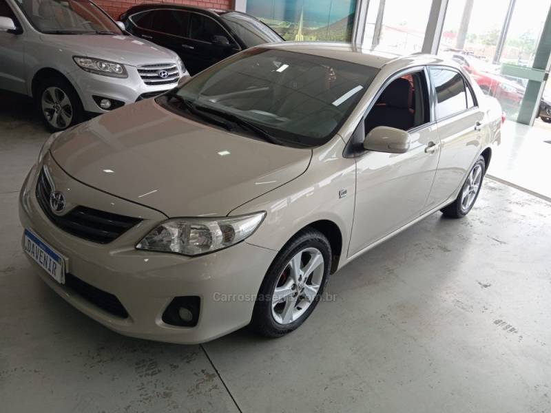 TOYOTA - COROLLA - 2012/2012 - Bege - R$ 65.900,00