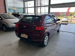 CHEVROLET - ONIX - 2019/2019 - Vermelha - R$ 57.900,00