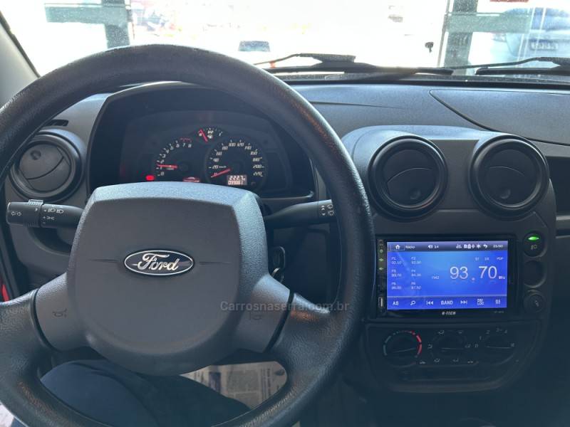 FORD - KA - 2013/2013 - Vermelha - R$ 27.900,00