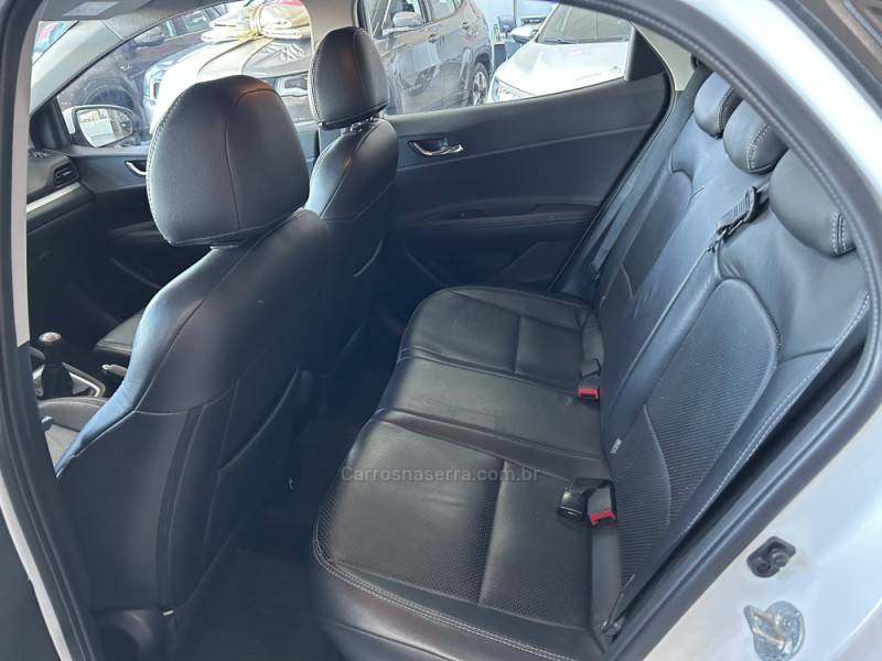 HYUNDAI - HB20 - 2021/2022 - Branca - R$ 70.900,00