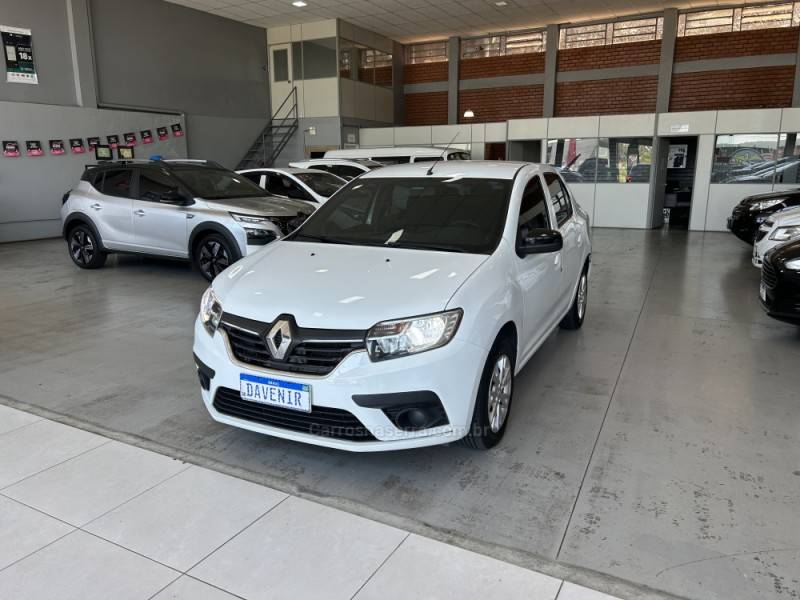 RENAULT - LOGAN - 2022/2023 - Branca - R$ 59.900,00