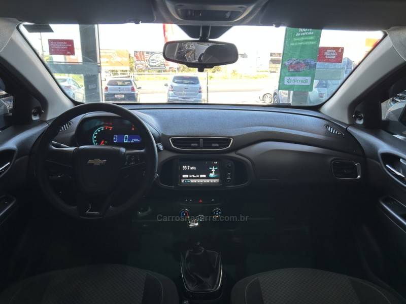 CHEVROLET - PRISMA - 2017/2017 - Branca - R$ 61.900,00