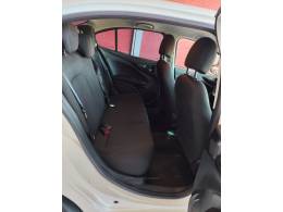 FIAT - CRONOS - 2021/2022 - Branca - R$ 76.900,00