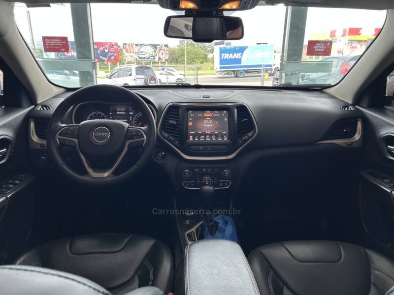 JEEP - CHEROKEE - 2015/2015 - Branca - R$ 99.900,00