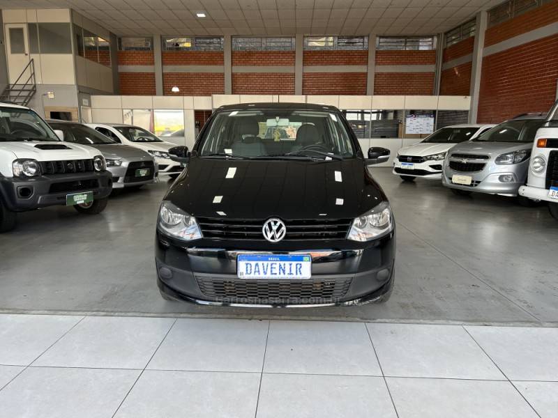 VOLKSWAGEN - FOX - 2011/2012 - Preta - R$ 30.900,00