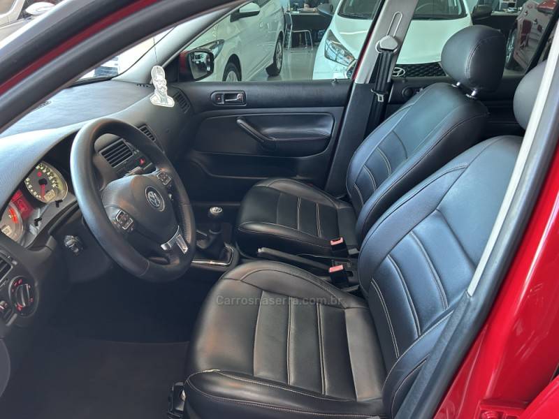 VOLKSWAGEN - GOLF - 2014/2014 - Vermelha - R$ 64.900,00
