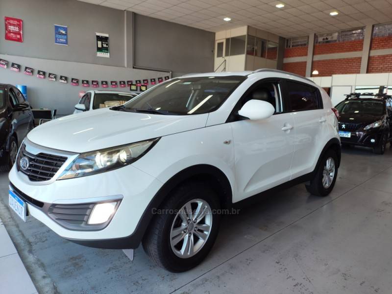 KIA MOTORS - SPORTAGE - 2011/2012 - Branca - R$ 69.900,00