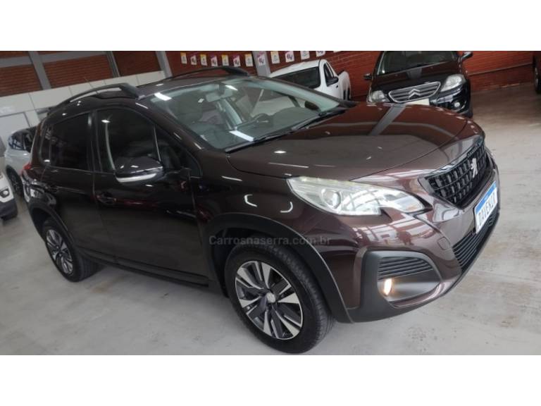 PEUGEOT - 2008 - 2019/2020 - Marrom - R$ 68.900,00