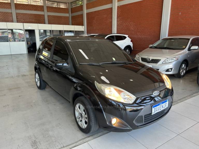 FORD - FIESTA - 2013/2013 - Preta - R$ 34.900,00
