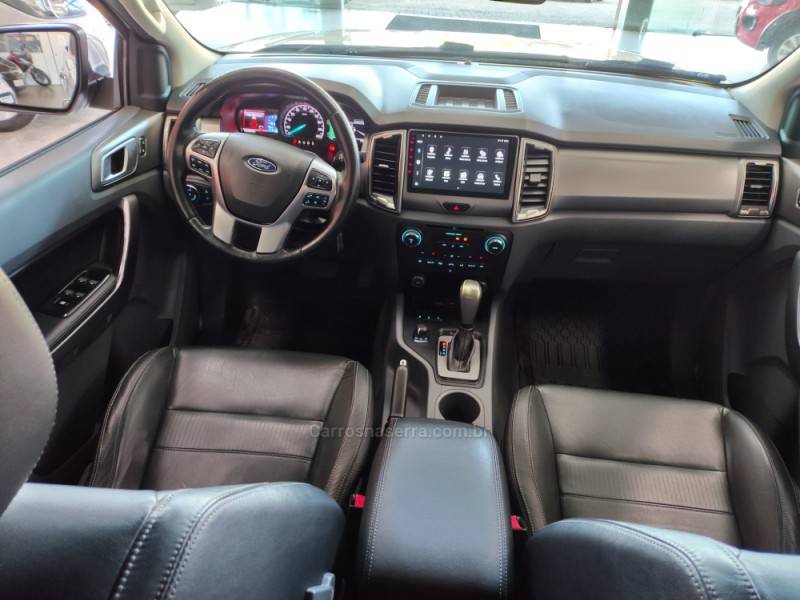FORD - RANGER - 2016/2017 - Branca - R$ 141.900,00