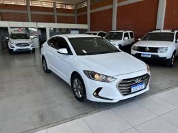 HYUNDAI - ELANTRA - 2017/2018 - Branca - R$ 86.900,00