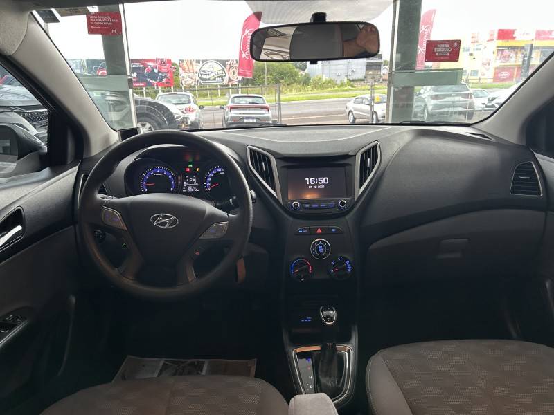 HYUNDAI - HB20S - 2018/2018 - Prata - R$ 69.900,00