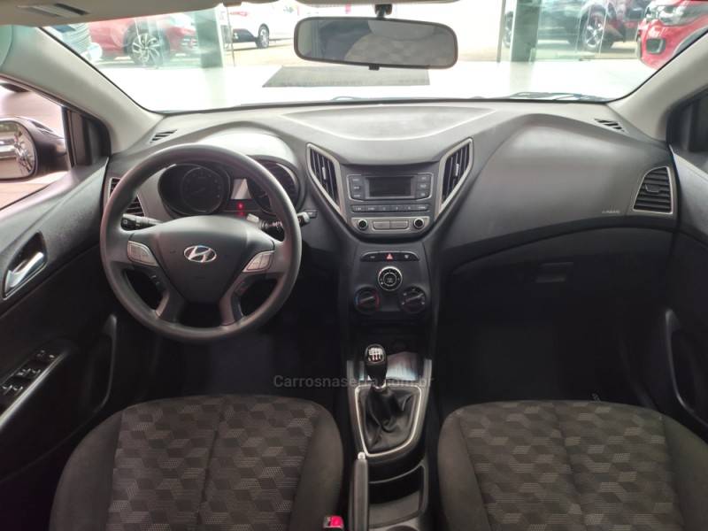 HYUNDAI - HB20 - 2015/2016 - Preta - R$ 56.900,00