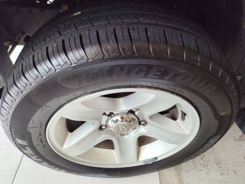 CHEVROLET - TRACKER - 2008/2008 - Preta - R$ 46.900,00