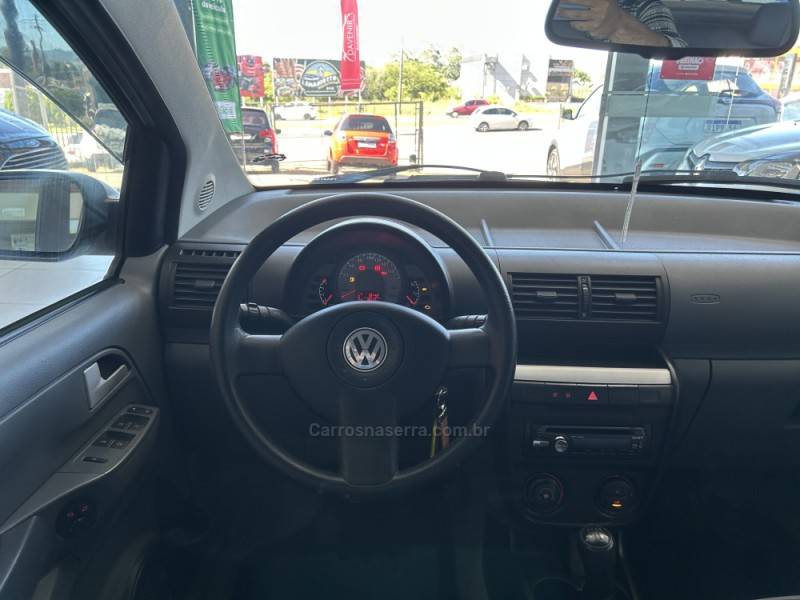 VOLKSWAGEN - SPACEFOX - 2008/2009 - Prata - R$ 35.900,00