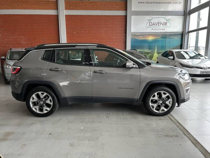 JEEP - COMPASS - 2018/2018 - Cinza - R$ 102.900,00