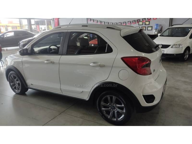 FORD - KA - 2019/2020 - Branca - R$ 51.900,00