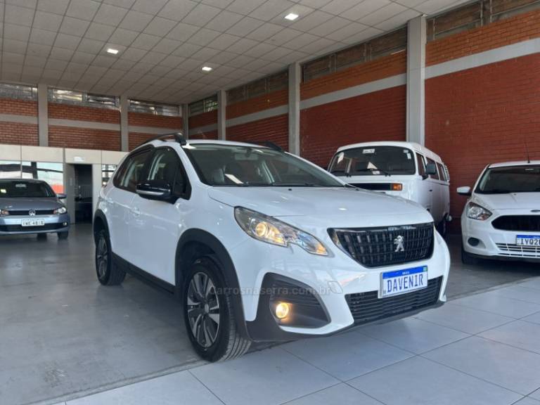 PEUGEOT - 2008 - 2022/2022 - Branca - R$ 75.900,00