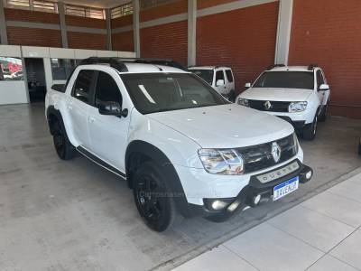 RENAULT - OROCH - 2017/2017 - Branca - R$ 74.900,00