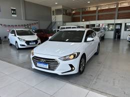 HYUNDAI - ELANTRA - 2017/2018 - Branca - R$ 86.900,00
